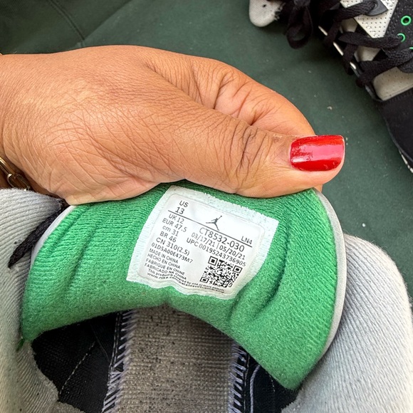 Jordan 3 Pine Green (Sz 13 ) Nike - Picture 4 of 9